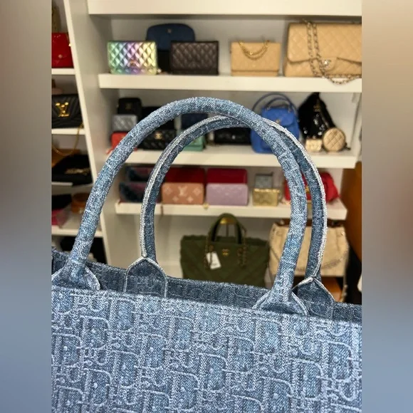 DIOR oblique LARGE book tote denim - Picture 8 of 10